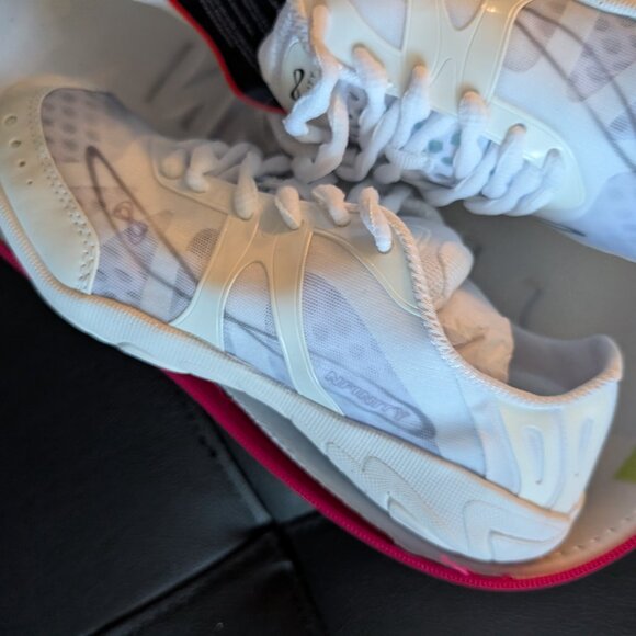 NFINITY ATHLETIC SHOES - Picture 3 of 4